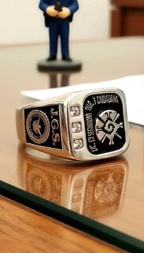 Anillo de Graduación Modelo Aristóteles